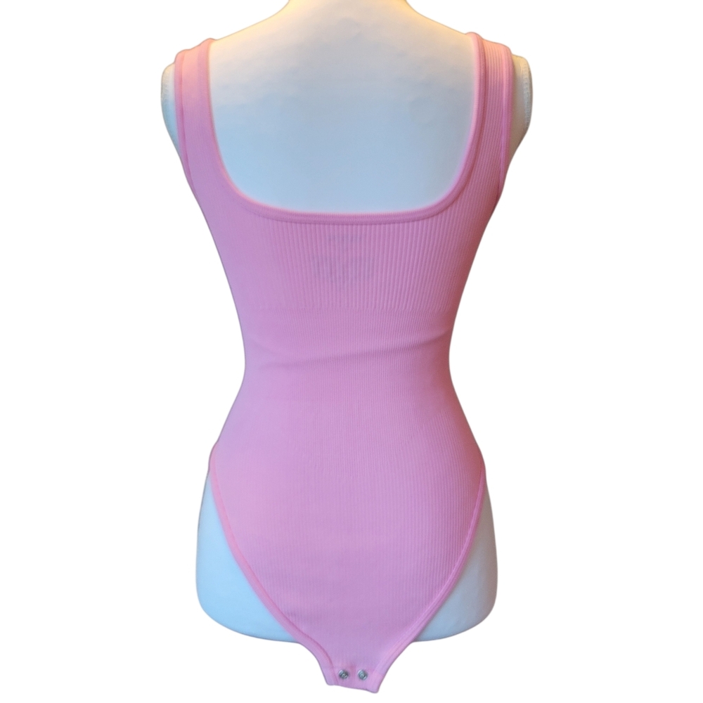 Halara Oneform Seamless Flow Square Neck Casual S… - image 5